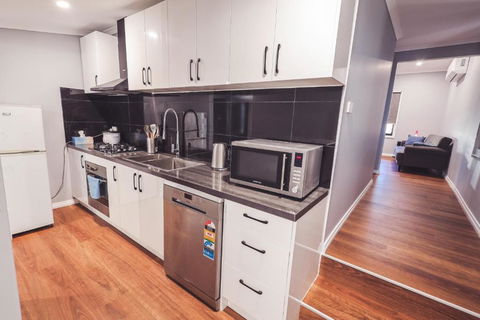 Holiday Home - Accommodation Australia 2