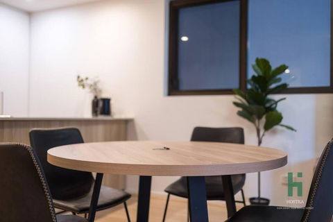 Hurstville Pearl 2 Bedroom Apt - Holiday Melbourne 2