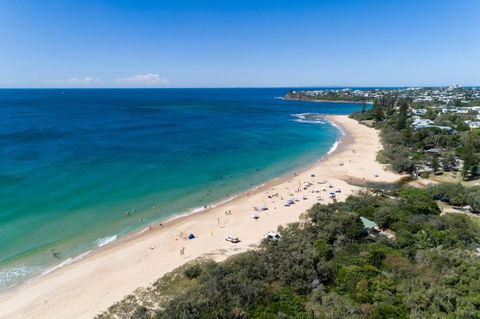 Iluna At Dicky Beach - Accommodation Australia 2