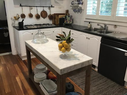 Inglenook Cottage Healesville - Holiday Sydney 1
