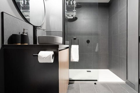 Inner City Loft On St John - Accommodation Australia 3
