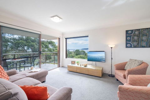 Intrepid 6 Right On The Waterfront - Accommodation Australia 1