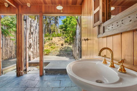 Island Cottage - Bruny Island - Accommodation Australia 3