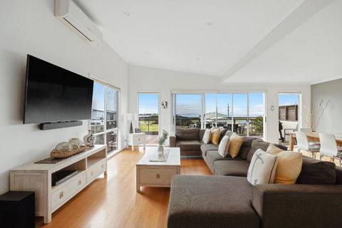 Island Daze Surf Beach Phillip Island - Accommodation Australia 2