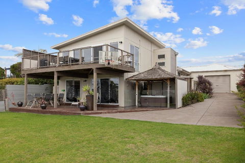 Island Daze Surf Beach Phillip Island - Accommodation Australia 1