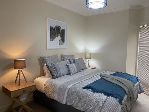 Apartment On Lake Terrace - Holiday Melbourne 0