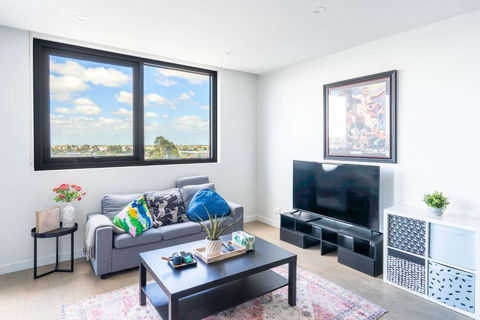 Modern 2B Apt In Clayton South - Byron Bay Accommodation 2