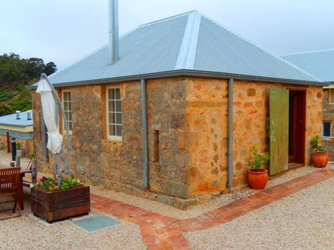 Morialta Barns - Holiday Melbourne 0