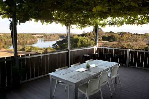 Nelson Victoria Luxury Holiday Accommodation - WA Accommodation 2