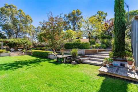 Nunkeri- A Country Oasis Overlooking Wagga Wagga - Accommodation Australia 2