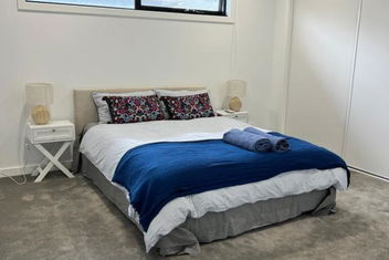 Oasis House with Accommodation Broken Hill