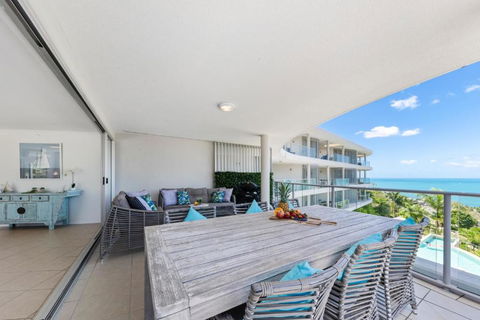 Ocean Dreams On Airlie 2 Bedroom - Accommodation Australia 3