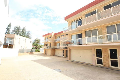 Ocean Shores Unit 4 Of 8 - 12 Paragon Ave South West Rocks - No Sheets Or Towels Provided - Accommodation Australia 2