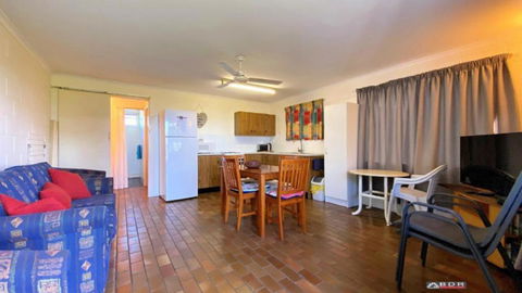 Ocean Views - Accommodation Australia 1