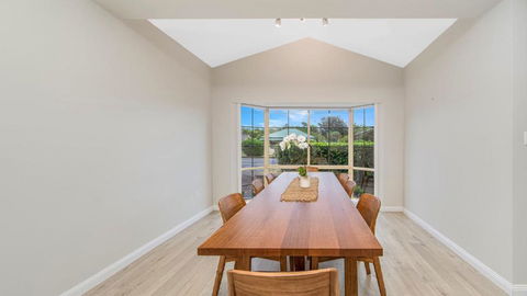 Ocean Waves Umina Bech - Accommodation Australia 2