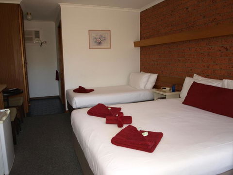 Old Coach Motor Inn Echuca - Accommodation Australia 3