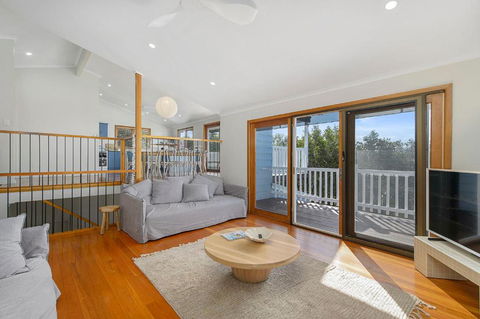 Our Summer House - Accommodation Australia 0