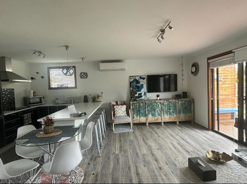 OwLHouse On Island - Accommodation Australia 3