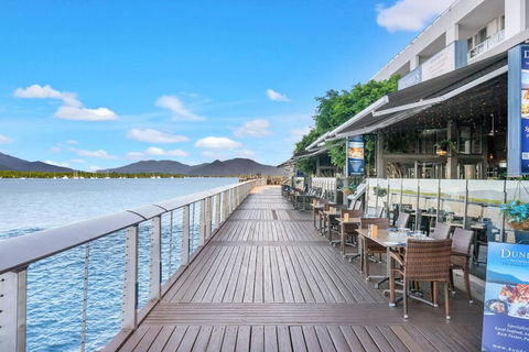 Panoramic Views At Harbour Light On The Waterfront - Accommodation Find 2