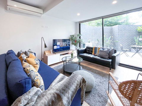Pride Bentleigh Apartment With Private Garden - Accommodation Australia 0