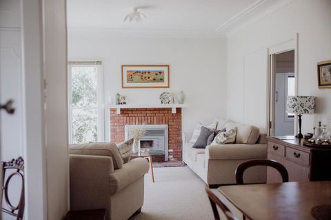 Ravenswood Farmhouse - Holiday Melbourne 1