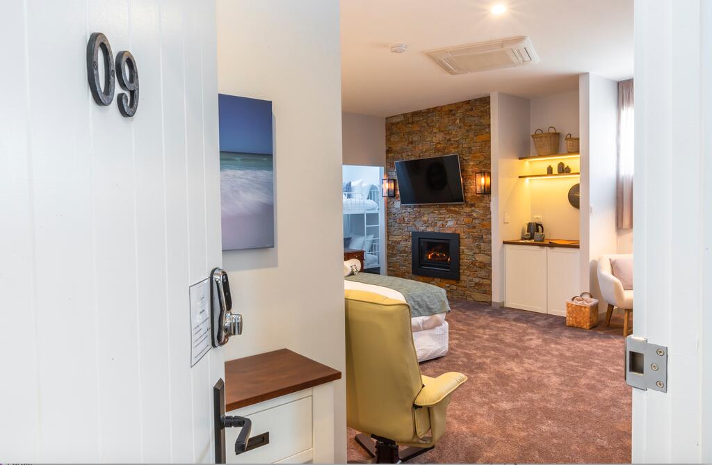 Bay Of Fires Apartments - thumb 0