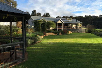 Rickaty On Blackwood with Accommodation WA