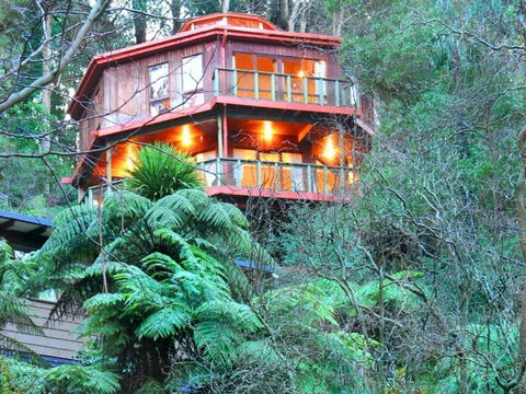 Risehill House - Holiday Melbourne 2