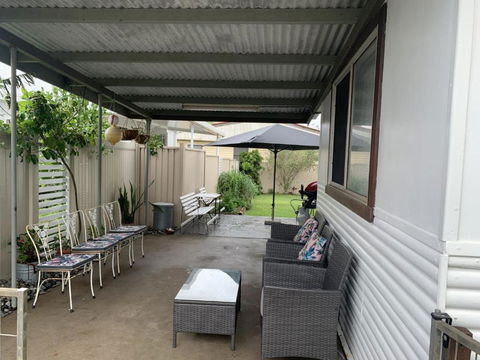 River Cottage On Cherry - Pet Friendly - Accommodation Australia 0