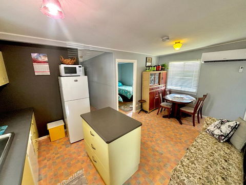 River Cottage On Cherry - Pet Friendly - Accommodation Australia 1