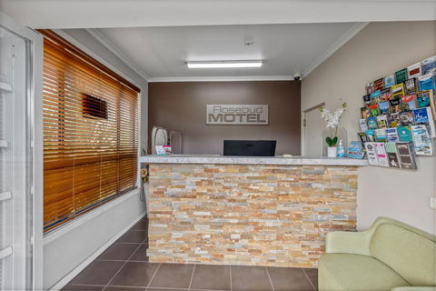 Rosebud Motel - Victoria Tourism 1