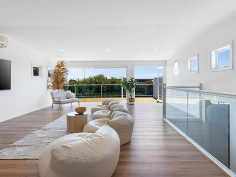 Rye Baby By Ready Set Stay - Main House And Guest House - LINEN PROVIDED, BYO TOWELS - Holiday Sydney 2