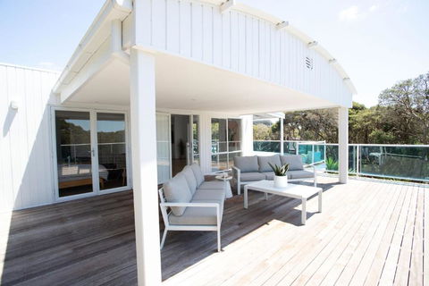 Rye Baby By Ready Set Stay - Main House And Guest House - LINEN PROVIDED, BYO TOWELS - Holiday Sydney 1