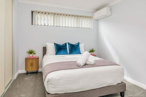 Saint James Hidden Gem! - Holiday Sydney 2