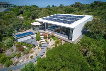 SALT Luxury Couples Villa with Victoria Tourism