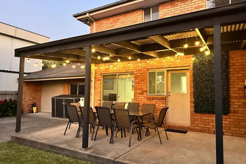 Sandy Beach House Cowes with Victoria Tourism