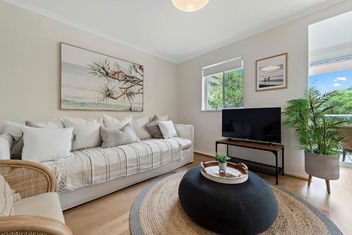 Sandy Days with Accommodation Find