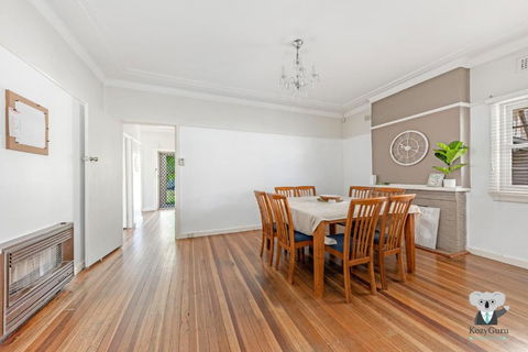 Sans Souci 4-Bedroom Family Home Close To Beach - Holiday Melbourne 2