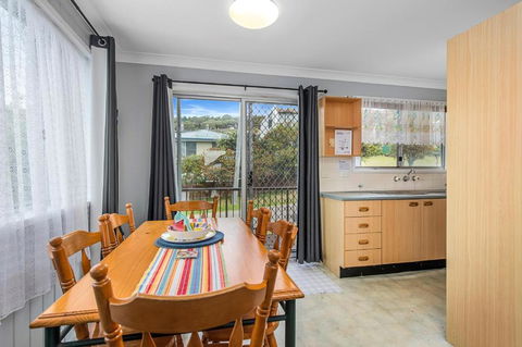 Sea View 3 Hodgson Street - Accommodation Find 3