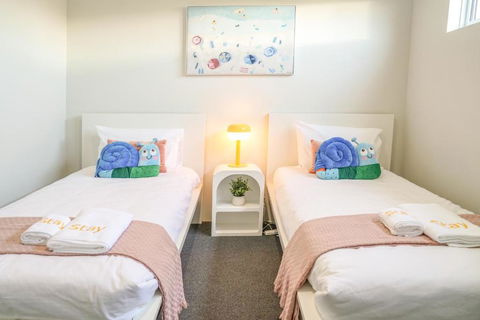 StayAU 5BRM Coastal Retreat For Families Baldivis - Holiday Melbourne 3