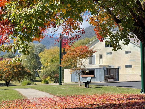 Talbingo Lodge - Selwyn Accommodation - Casino Accommodation 0