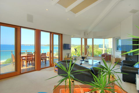 BEDARRA, MOLLYMOOK BEACH - Accommodation Australia 0