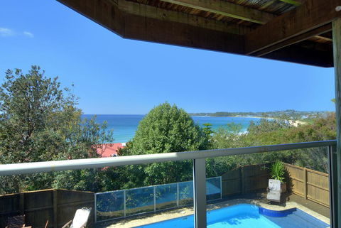 BEDARRA, MOLLYMOOK BEACH - Accommodation Australia 2