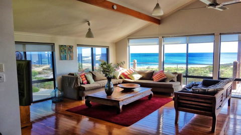 Blue Ocean Haven - Peppermint Grove Beach WA - Holiday Melbourne 1