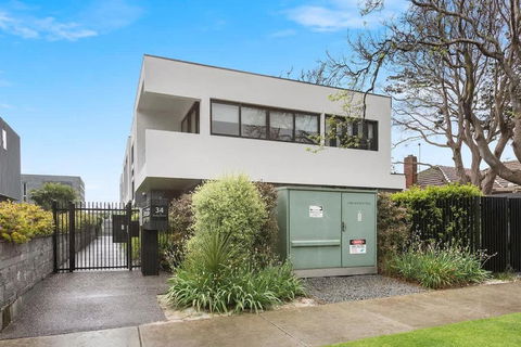 The Perfect Beaumaris 2BR Apt With Parking - Accommodation Australia 2