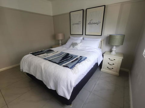 Three Bedrooms House - Caravan Park Accommodation 0