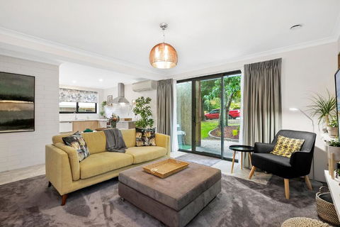 The Snug Premium 1BR Self Contained Apartment FREE Netflix - Holiday Melbourne 0