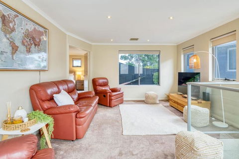 The Stirling - Experience The Sea To City Lifestyle - Holiday Melbourne 0