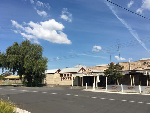 Winchelsea Motel - Holiday Melbourne 1