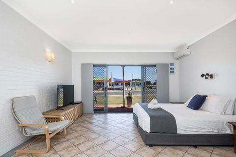 Windsurfer Beach Studio - Carnarvon Accommodation 3